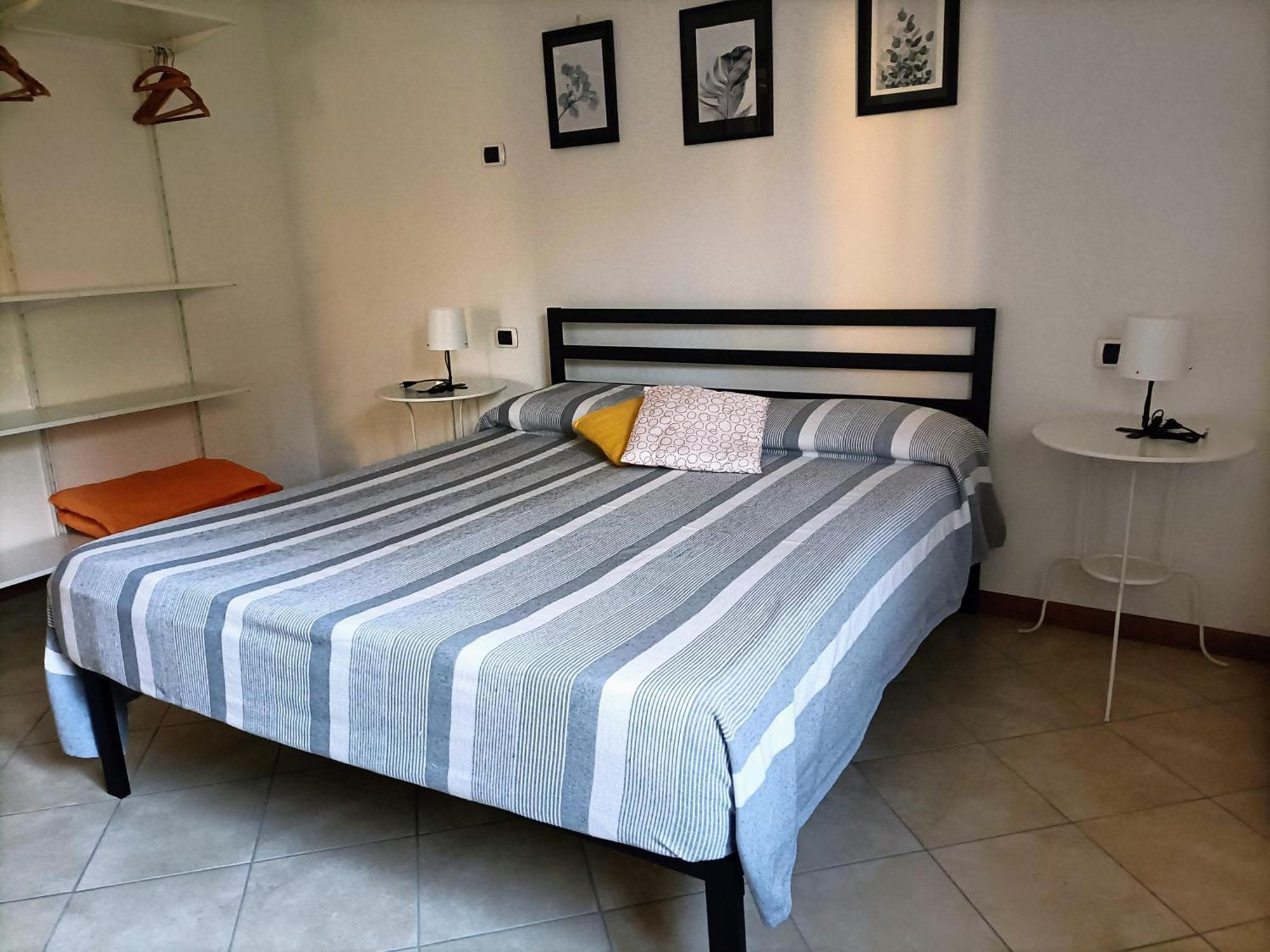Appartamenti Casa Nina, Lago,Montagne, Uliveti Brenzone sul Garda Exterior photo